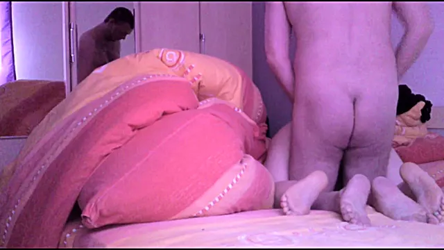 Bedroom sex, pummeling