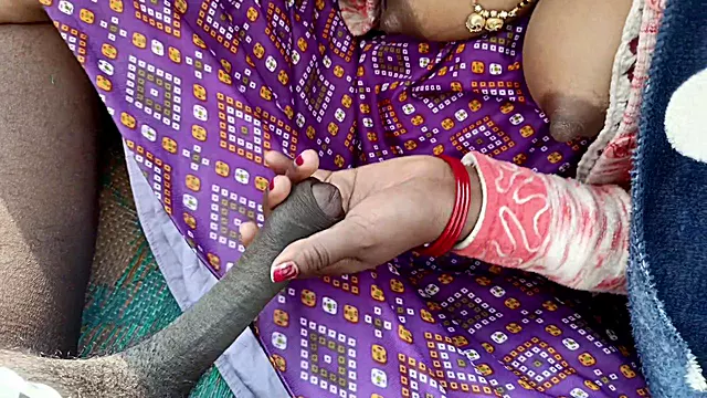 देसी भारतीय, इंडियन बड़े बड़े निप्पल, देसी Couple, देसी आउटडोर, देसी विलेज, भारतीय गर्लफ्रेंड