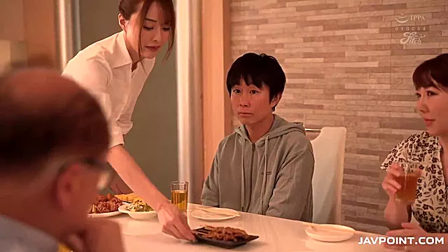 Japoneze, Prima Data Sex Cu Mama, Prieten, Mama Casnica, Mamici Japonez, Benzi Desenate Japoneze