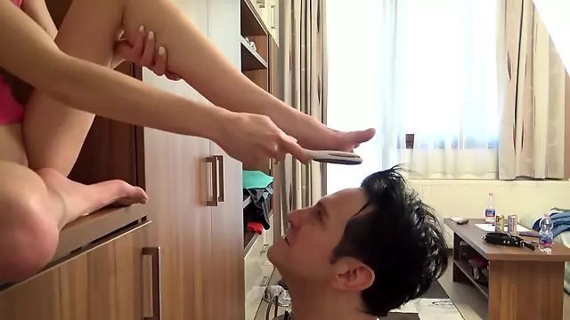 Femdom Ayak, Fetiş Femdom, Ayak Fetiş, Genç Fetiş, Genç Ayak Fetiş, Yaşlı Ayak Fetişi, Ayak