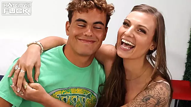 New special muscle stud carter smith joins hgf to be sated by Kenzie Love