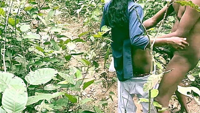 First time for this adventurous couple, exploring together