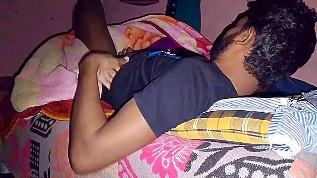 देसी भारतीय, हनीमुन कि रात देसी, भारतीय पत्नी बहुत सुंदर, गर्म Milf, भारतीय पत्नी, भारतीय किशोरी
