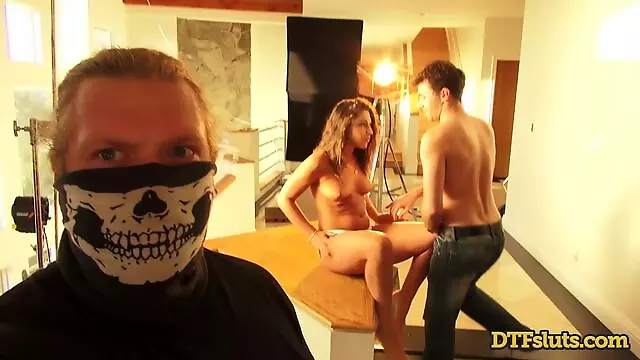 Grande Seno Naturale Bellissimo, Beauty Brunetta, Anale, Pecorina In Bagno, Hardcore Tettona