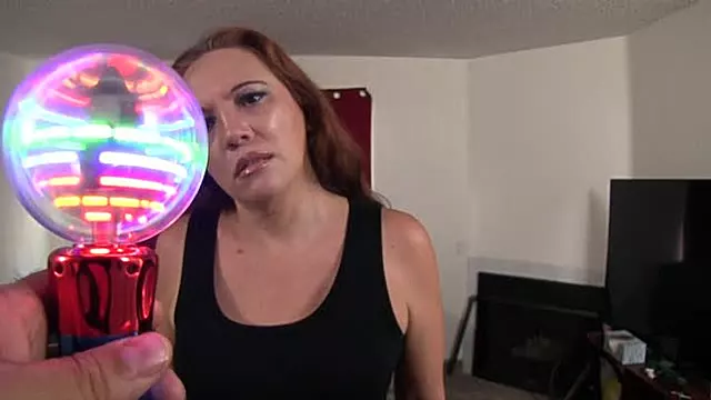 Evangeline gets a mesmerize Freezing