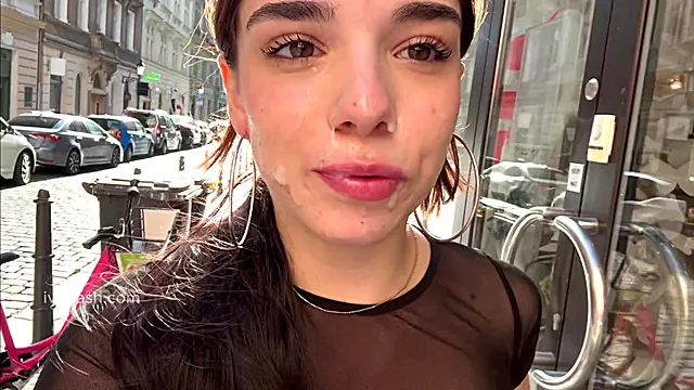 Openbare Blowjob, Zelfgemaakt Pijpbeurt