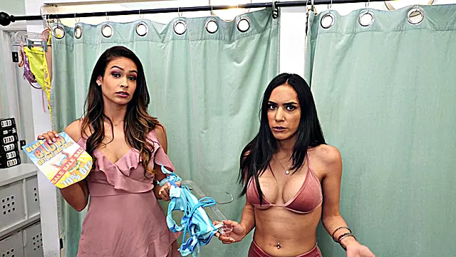 A hot Latina get her pussy drilled in a bikinikini on Black Friday