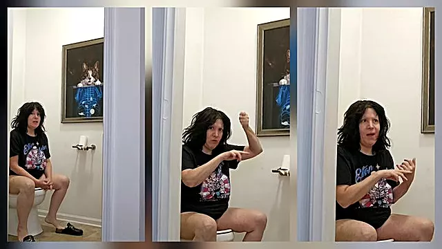 Kulit Hitam Wanita, Rambut Coklat Berwarna Hitam, Wanita Pipis, Zoli Boy Pipis Kencing Fetish