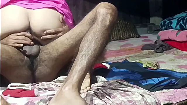 Super hot desi babe Pagollonda in a steamy local flick