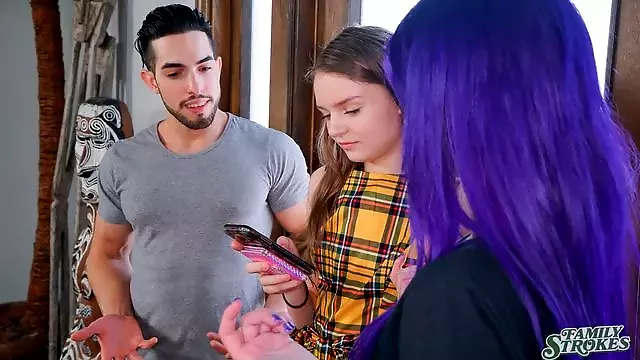 Mlade, Trojka, Honění A Výstřiky Náctileté, Teen Lizani Zadku, Modelky, Zadeček Teen, Trojka Lizání Zadku