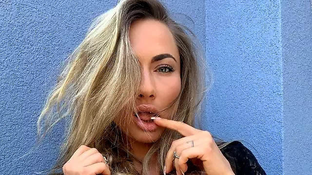 मूठ मारना, सुंदर Milfs, पैरों की Sexy, बूब्स, हस्तमैथुन एकल, सुंदर स्तन