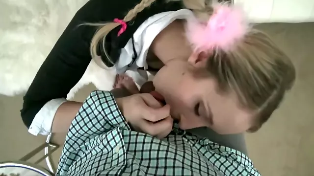 کم سن خشن, هاردکور صورت, دهنی اماتور, بلوند خشن, خردسال اماتور, جوان بلوند, بلوند اماتور, بریتنی اسپیرز