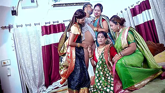 वयस्क, बड़ी लूट, बुडिया की चुदाई, हिंदी सेक्सी वीडियो, देसी मम्मी, अधेड औरत विडिओ चालू, सोतेली बेटी