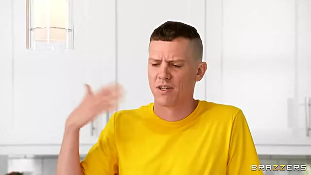 Riley Reign Put That Pussy On Ice - Teaser Video