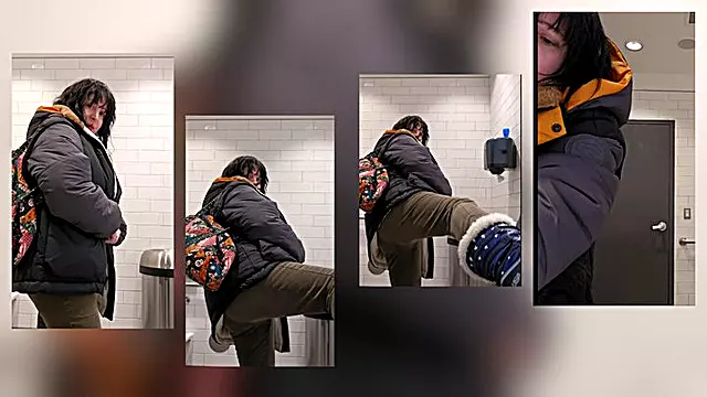 Kamar Mandi Umum, Kamar Mandi Gemok, Kentut Di Wc, Zoli Boy Pipis Kencing Fetish, Pipis Public