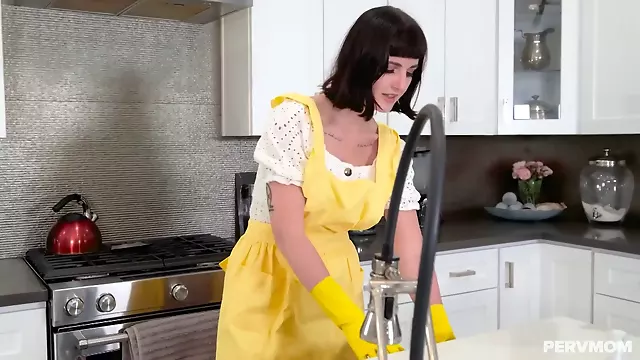 Iri Dosler, Masturbasiya, Boyuk Sik Seksi, Amciq Yeke Sik, Xalaska Iri Dosler, Yekə Döş Arası Minet