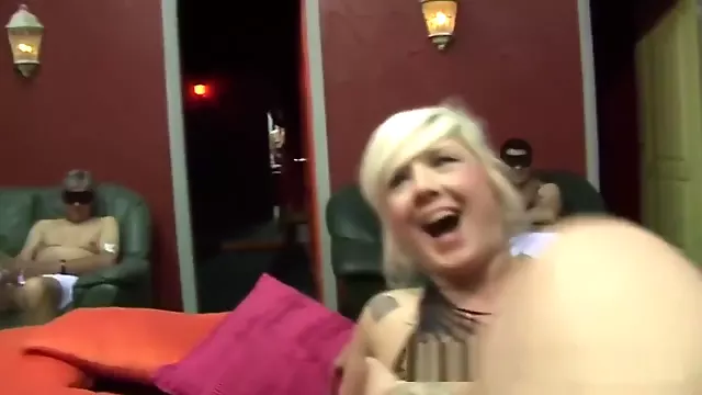 Blonda Hardcore