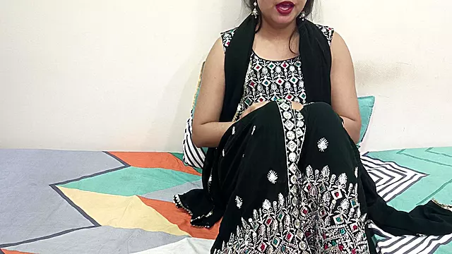 Horny Devar Fucks Gorgeous Newly Married Indian Bhabhi ( Hindi Audio )