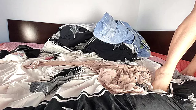 Amateur Wife Masturbates First Time with Her Fingers in Her Ass.
