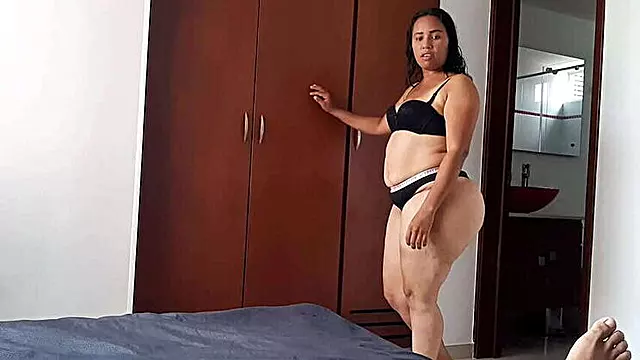 از کون اماتور, ساک زدن اماتور, کیر بزرگ از کون, سکس زنان میانسال کون گنده, خورد سال, میلف غنیمت