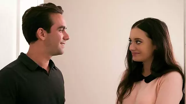 ساک زدن پستون گنده, کم سن, سینه دراز, سينه پا, کم سن کون بزرگ, سکس دهنی, دهنی سبزه, خودنما, سبزه بکن بکن