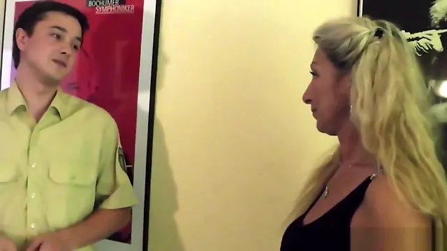 Deutsch Dick, Milf Abspritzen, Reife Titten Anspritzen, Milf Mit Großen Titten, Reife, Milf Titten