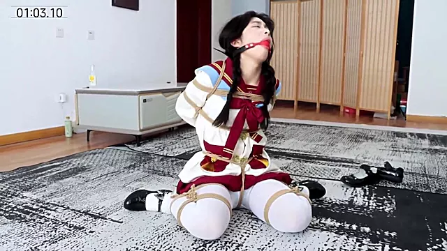 Asiaticas Amarradas, Asiaticas, Vomito Asiático, Bolas Amarradas, Amarrada Amordaçada, Asiatico Velho