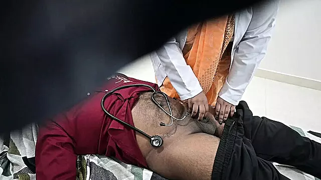 Asian, Lege Pik, Læge Og Sygeplejeske, Exam Læge, Indisk Handjob, Sygeplejerske Handjob, Indisk Skønhed