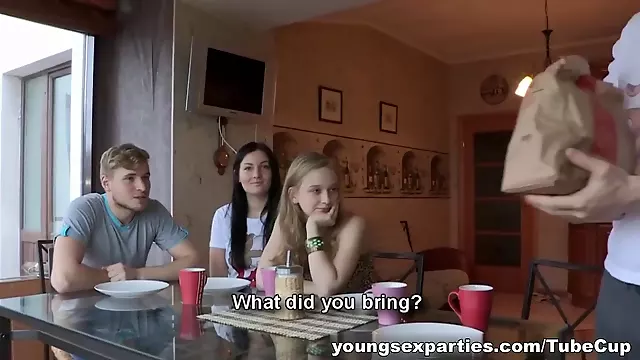 Brunetki Teen, Rzeczywistość, Blondynki, Nastolatki, Kupa, Blondynka I Brunetka Ruchana, Nastolatki Grupowo