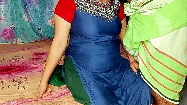 Couple Très Timide, Cute Ejac, Fait La Maison Timide, Sales Levrette, Vieille, Fait Maison, Mature Soubrette