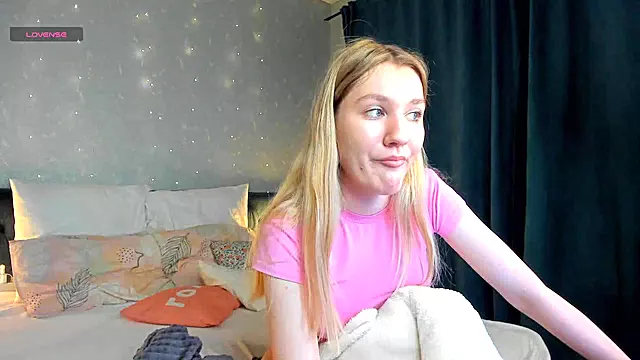 Blondiner Store Bryster, Big Boobs Showet, Ung Blondine, Viser Patter, Unge Patter, Patter, Bytte Teen