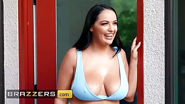 Mamadas Corridas, Corridas, Polladas Trio, No Quiero, Facial Tetas, Follando Afuera, Trio Pajas