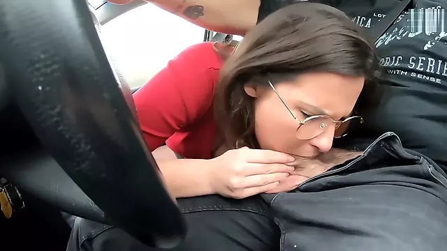 Tieten Showen, Grote Tieten Kont, Frans Amateur, Lekkere Blowjob, Amateurtje, Grote Tieten, Heerlijk Dikke Tieten