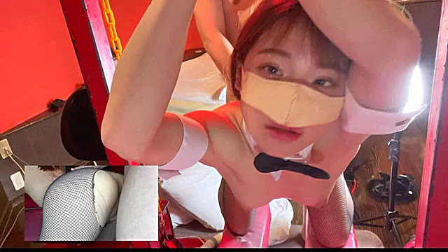 Gives SM Show, Gets Irresistible and Naughty SEX