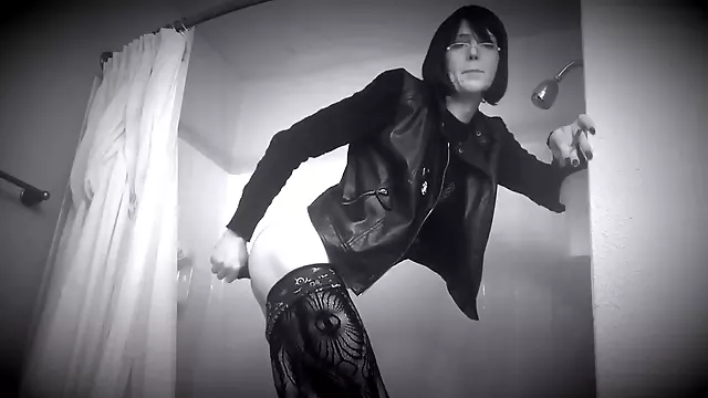 Amateur Fétichiste, Travesti Amateur, Fumer Amateur, Fetichisme Mature, Trans Fétichiste, Fétiche Smoking