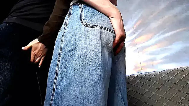 18 Lat, Amator Cumshot, Reczna Robota Amatyorki, Amator Party, Nastolatka Amatorski Handjob
