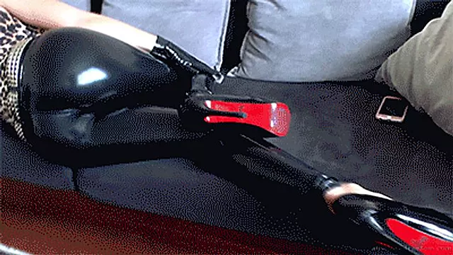 Femdom Látex, Leggins Latex, Fetiche En Piernas, Ropa Ajustada, Mallas Apretadas