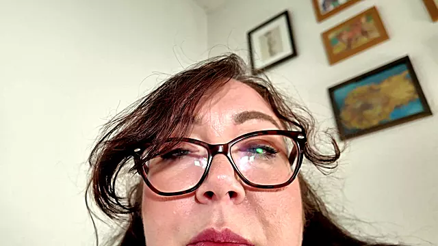 Loving Plump BBW Stepmommy Needs Breeding