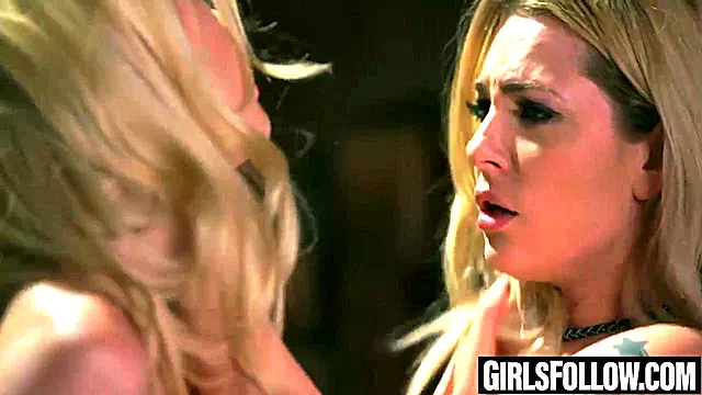 Blond Velká Prsa, Blond Na Kozy, Lesby, Lesbi Velké Kozy, Pičky Lesbičky, Prsate Lesbicky, Lizani Prsou