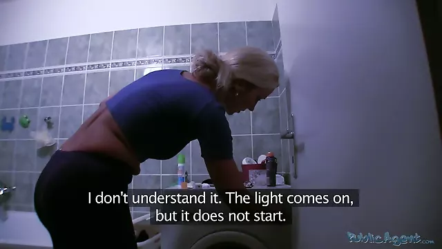PublicAgent Clip. Caroline