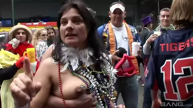 Dikke Tieten Neuken, Blond Dikke Tieten, Brunette Grote Tieten, Grote Tieten Groep, Dikke Tieten Buiten