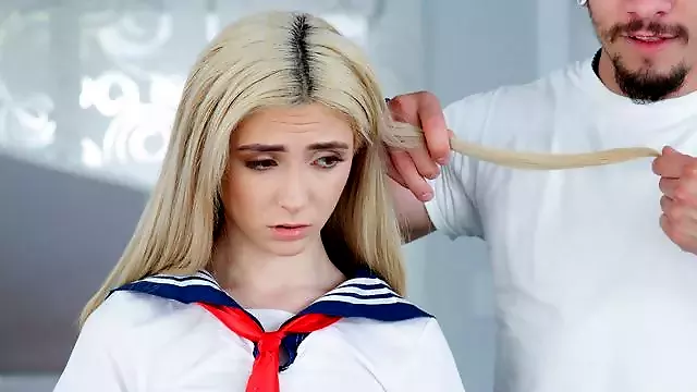 Teini Nuolla, Teini Lähikuva, Kullin Runkkaus, Kyrpä Vittuun Lähikuva, Runkkaus Fingers, Blondi Handjob