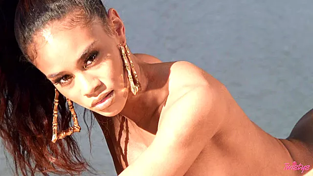 Nere, Masturba Il Nero, Solo Ebony Masturbation, Negre Sensuali, Culi Neri, Nere Tettone, Tette Piccole
