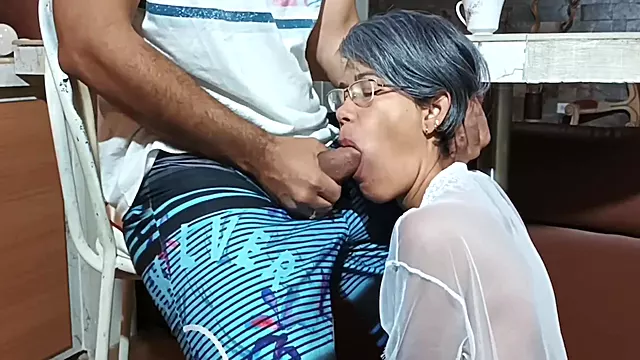Amatrice Dp, Lingerie Anal, Petit Seins Anal, Fait Maison Fellation, Pipe Nichons, Indienne