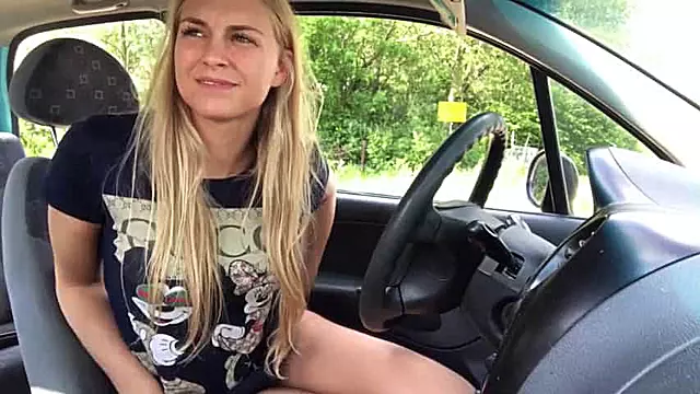 Blondes Teen In Den Arsch, Auf Teen Arsch Wichsen, Blonde In Der Öffentlichkeit, Fremder Blowjob