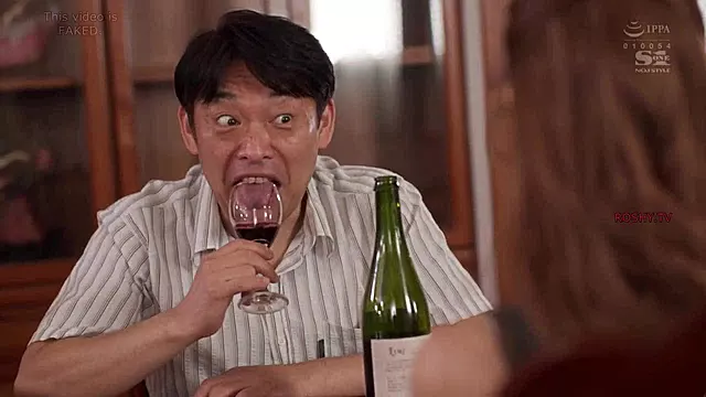 Japonky, Vedle Leží