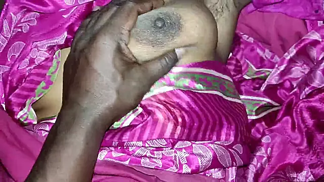 Steamy Indian housewife Samresha Naidu goes all out in hardcore action