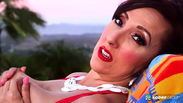 Isot Tissit Kurvikas, Kaunis Itsetyydytys, Kuuma Milf, Bigtits Milfs Kuvia, Rinnat Soolo, Runkata Rinnoille