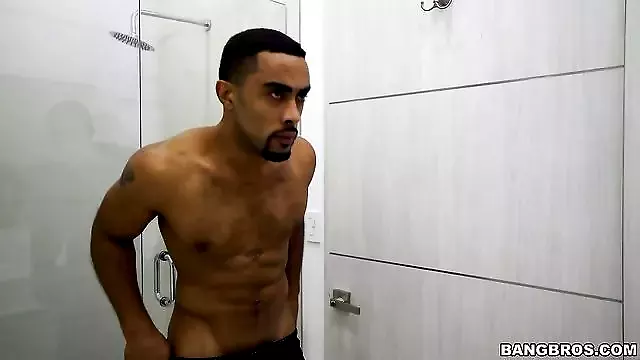 کیر لای پستان, سکس خشن از کون, ساک زدن, سیاه, کیر سیاه بزرگ خشن, بکن بکن چون گنده, سیاه ممه گنده