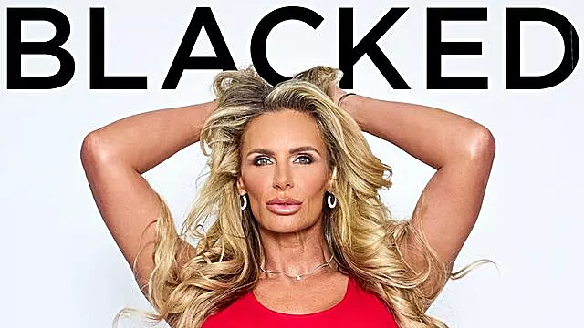 Mamare Veliki Kurac, Karanje Plavuse Anal, Plavusa Pusi Kurac, Pusenje, Jebanje Dobre Milf